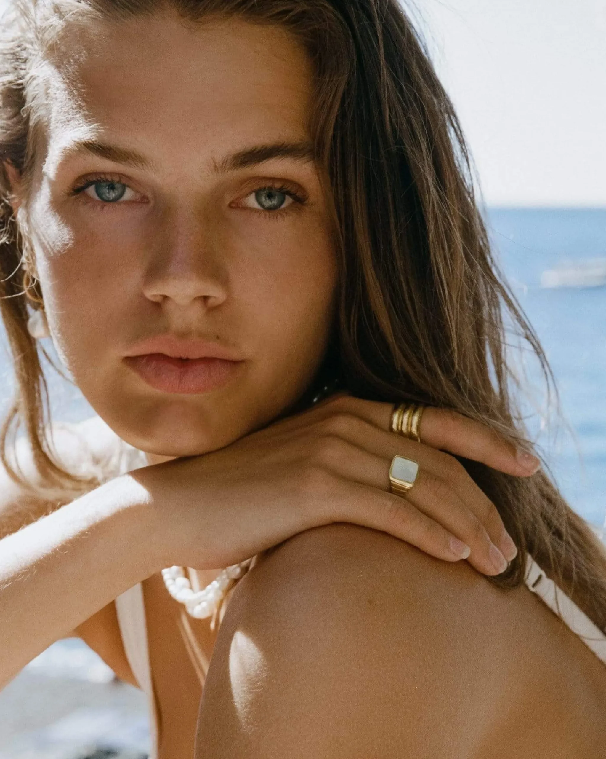avino_pearl_ring_2.webp BRUNA The Label Avino Pearl Ring^ Siegel | Edelsteine