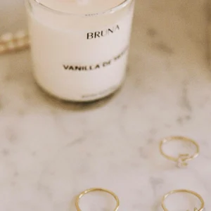 BRUNA The Label Fleur De Tahiti Candle 190g^ Kerzen & Geschenkverpackungen