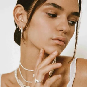 BRUNA The Label Isola Medium Hoops^ Creolen