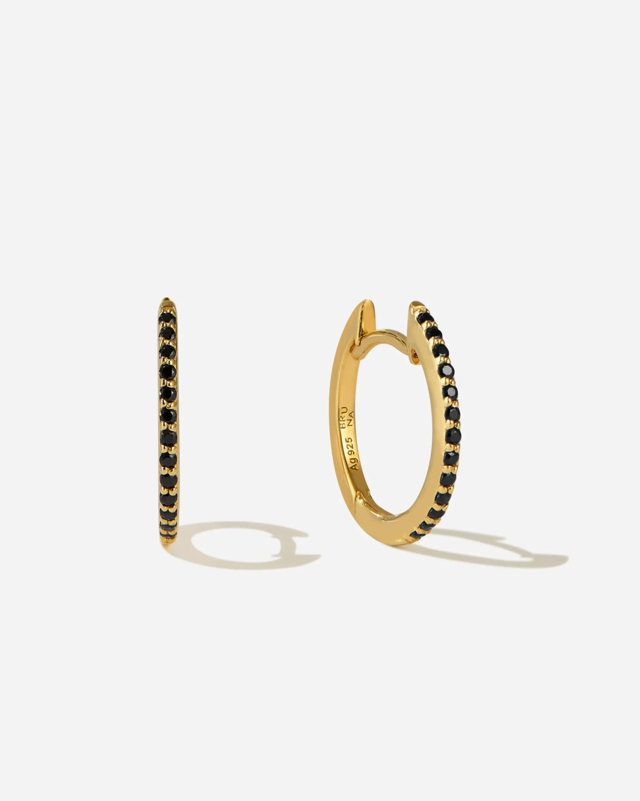 lumire_onyx_hoops_0.webp BRUNA The Label Lumière Onyx Hoops^ Creolen
