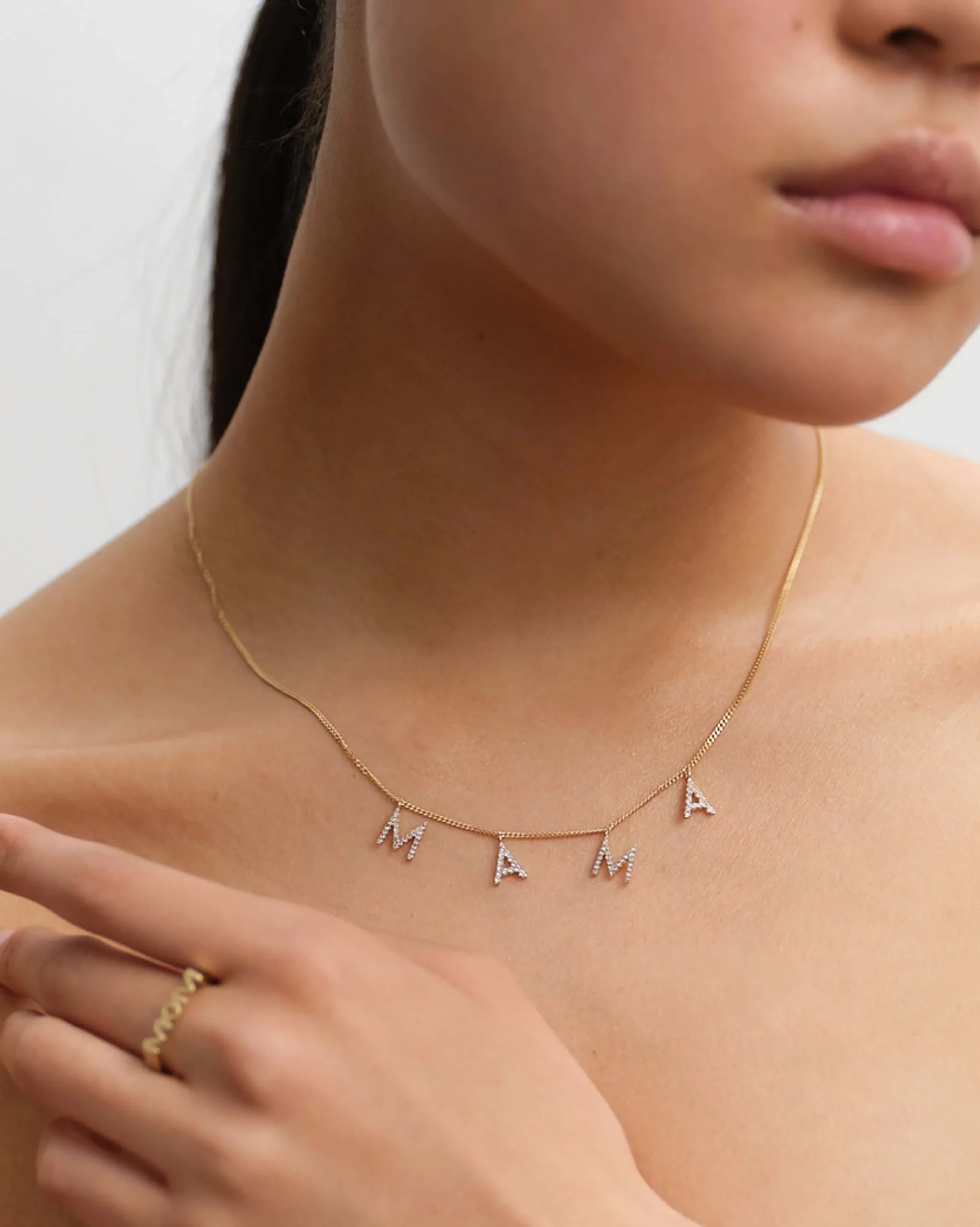 mama_necklace_2.webp BRUNA The Label Mama Necklace^ Charms | Filigrane Ketten