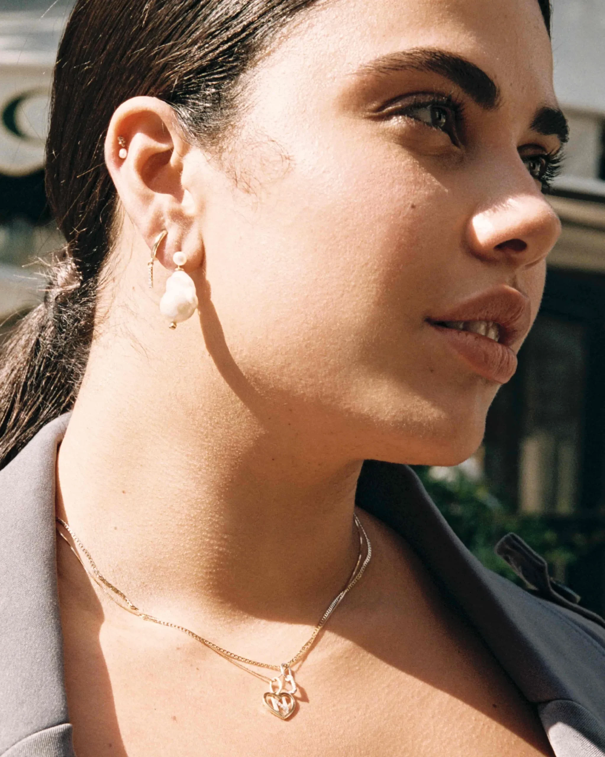 pamplona_k_gold_earrings_2.webp BRUNA The Label Pamplona 14k Gold Earrings^ Perlen