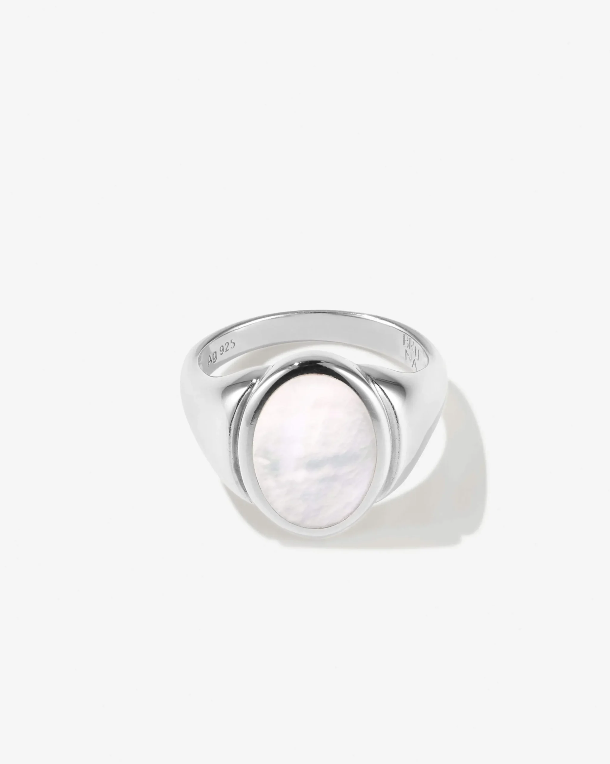 puglia_pearl_ring_4.webp BRUNA The Label Puglia Pearl Ring^ Siegel | Edelsteine
