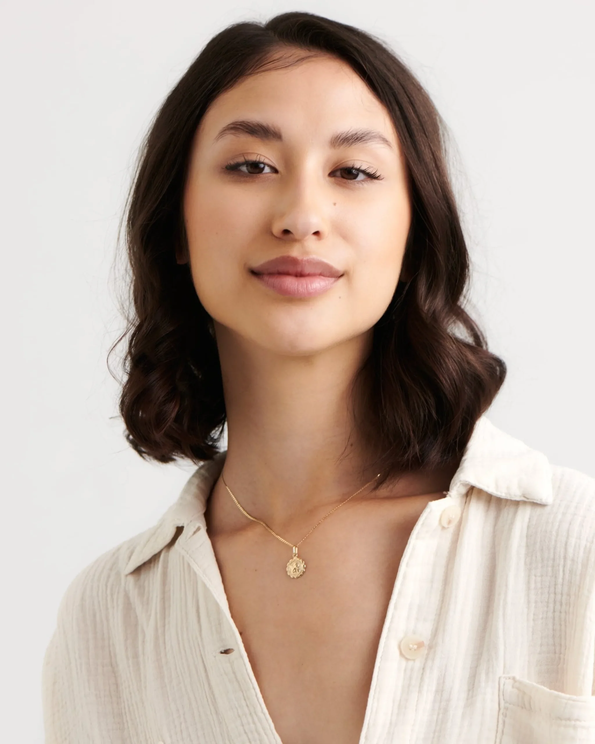 saint_k_gold_charm_2.webp BRUNA The Label Saint 14k Gold Charm^ Kettenanhänger