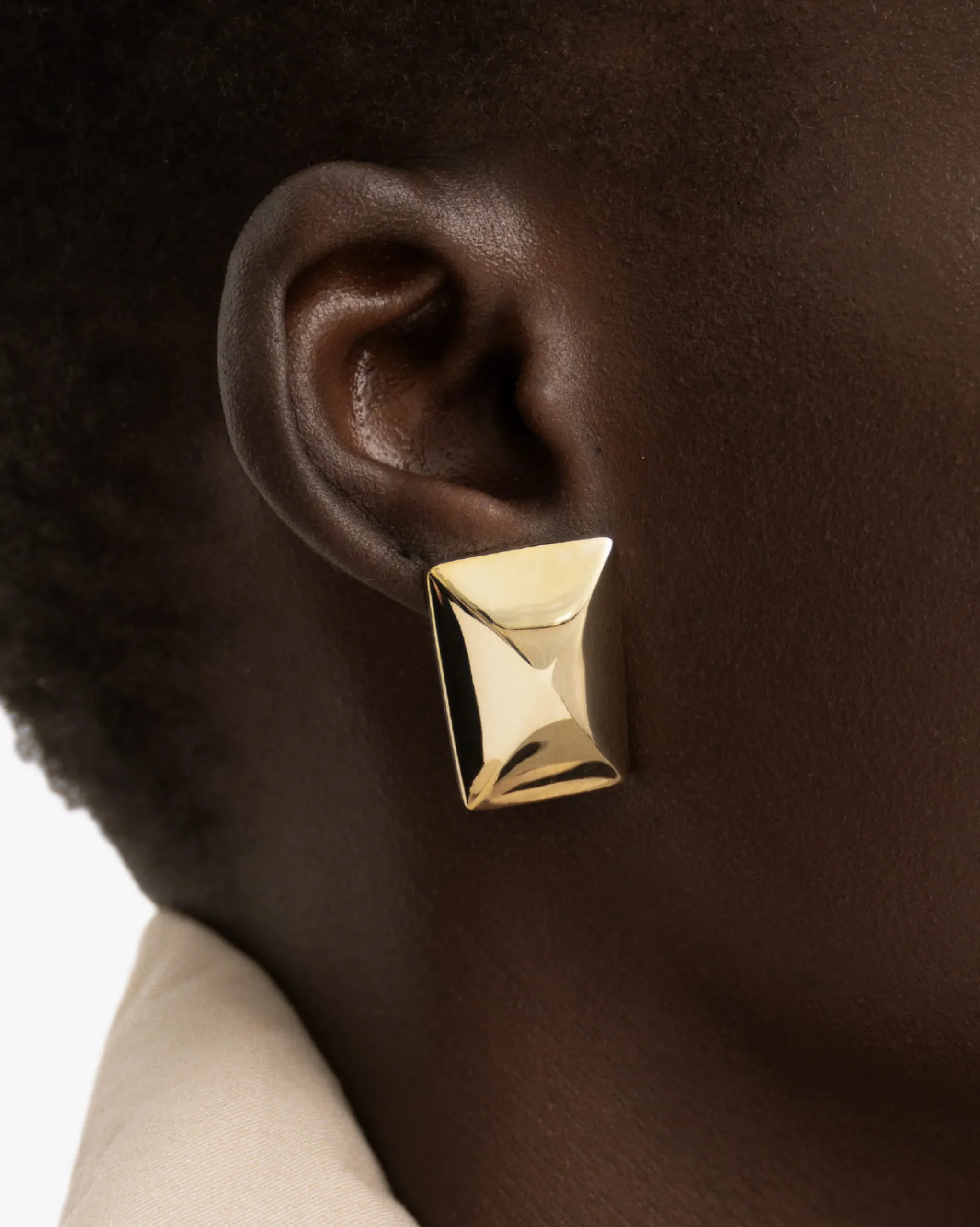 trevi_earrings_2.webp BRUNA The Label Trevi Earrings^ Studs