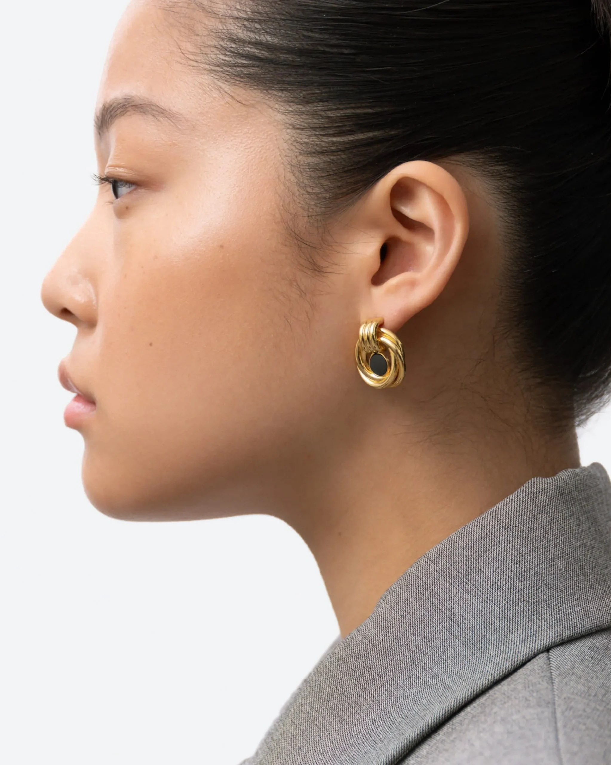 tuscany_loop_onyx_earring_3.webp BRUNA The Label Tuscany Loop Onyx Earrings^ Studs