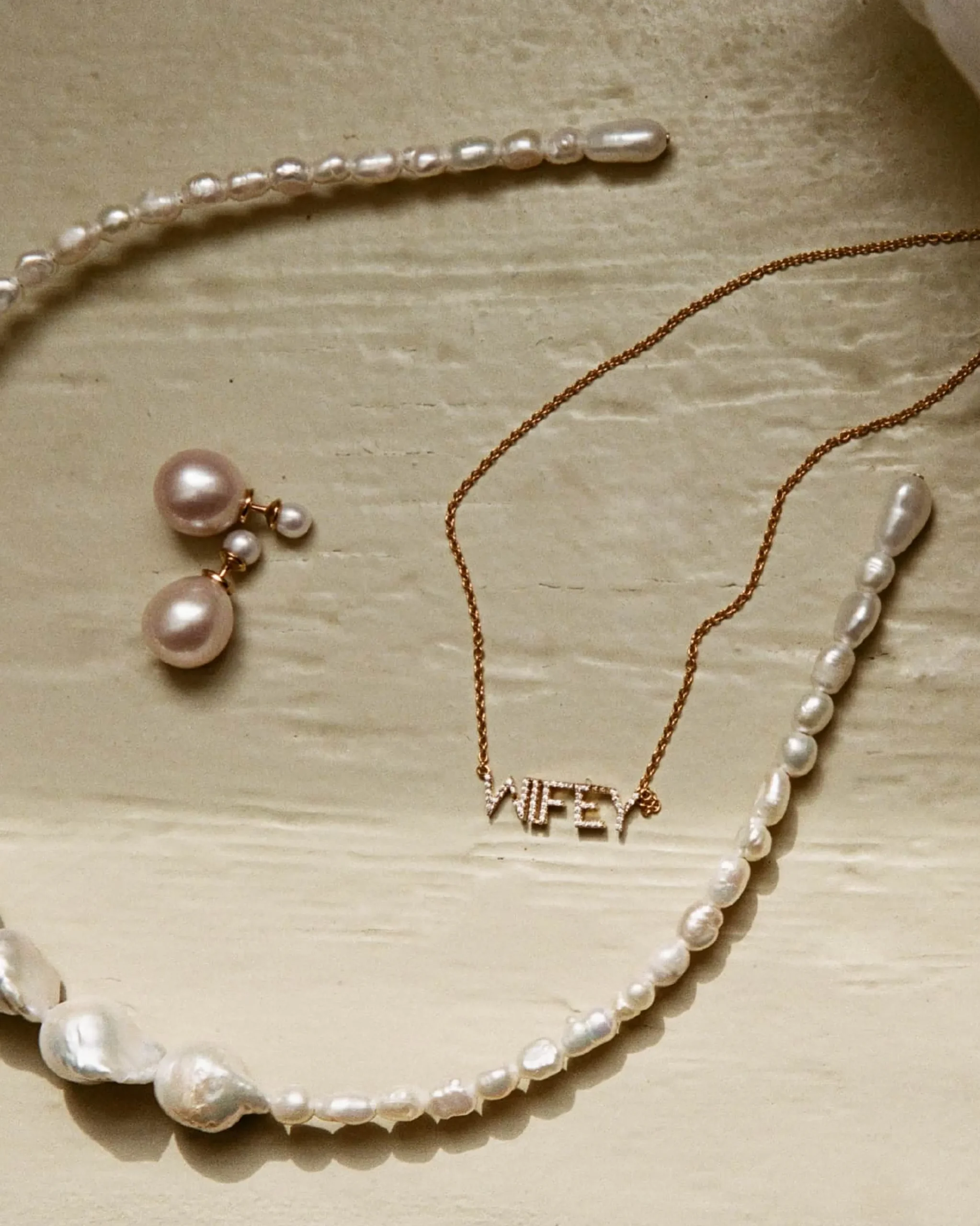 wifey_necklace_4.webp BRUNA The Label Wifey Necklace^ Statement | Filigrane Ketten
